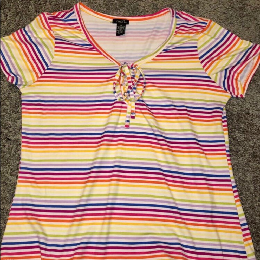 RUE 21 Shirt